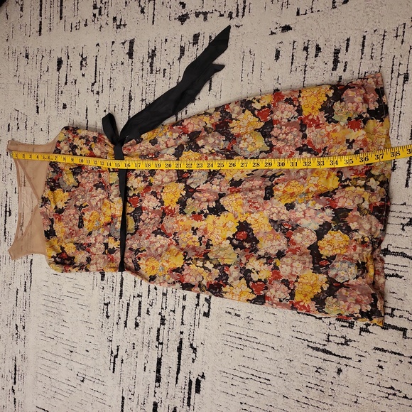 Zehavale retro style dress. - Picture 8 of 12